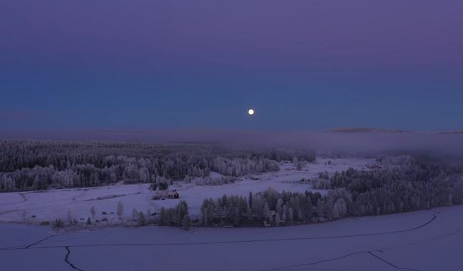 Sommartid i Sverige - När ska vi ställa våra klockor? 3 Solljus i Kiruna - Midsommar i Sverige